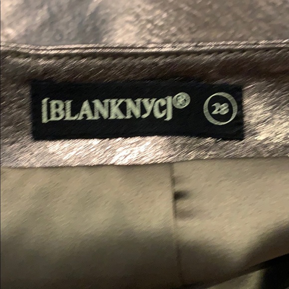 Bronze skirt - Picture 3 of 3